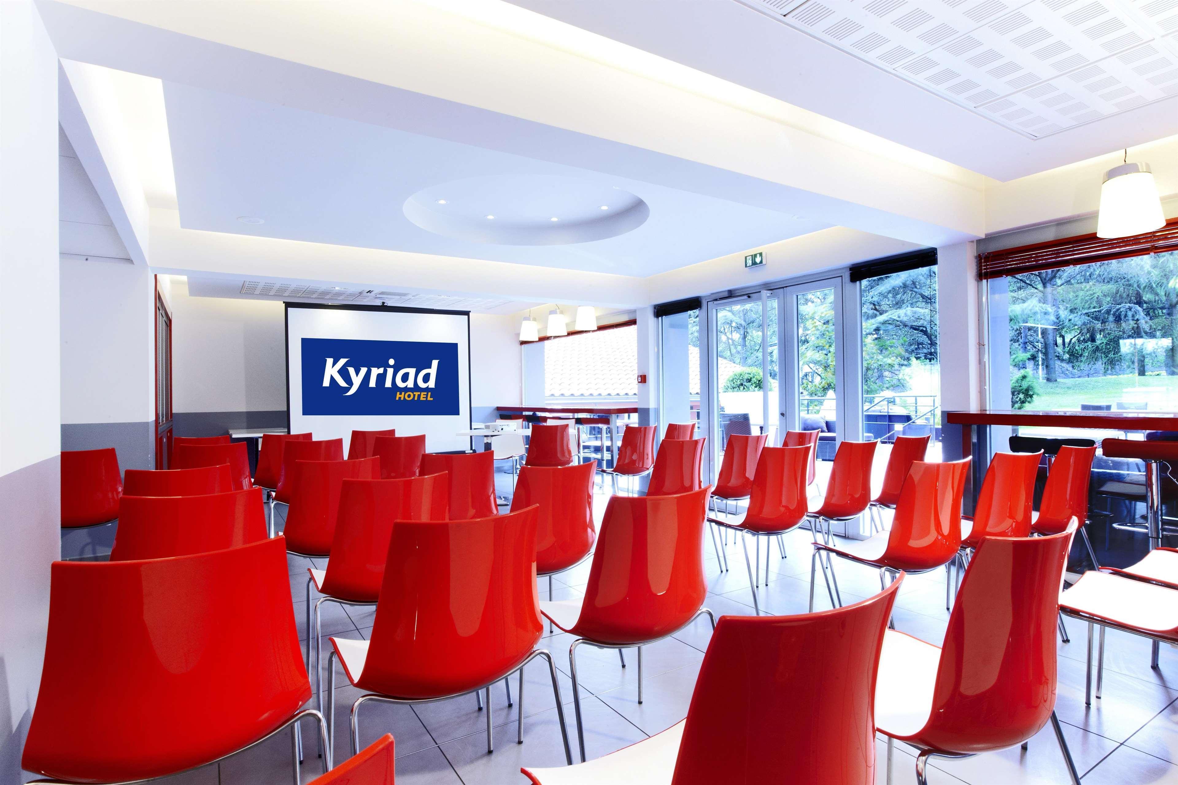 Kyriad Lyon Sud Sainte Foy מראה חיצוני תמונה
